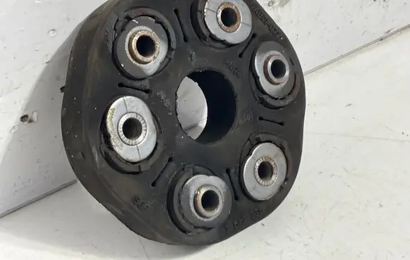BMW 3 E90 E91 Rear prop shaft donut coupling/joint 7542238