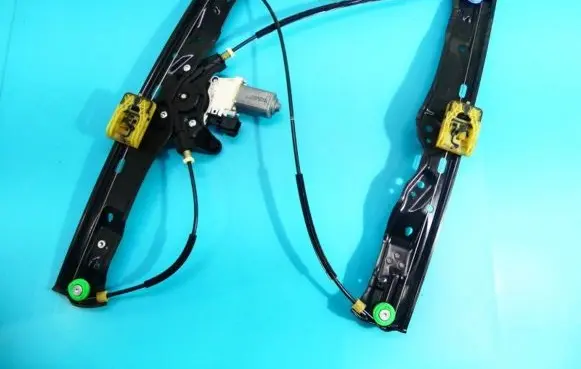 Land Rover Discovery Sport Front door window regulator with motor C39790-101 IMPRK1309554