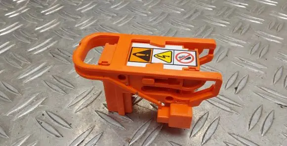 Toyota RAV 4 (XA40) Fuse 8216G