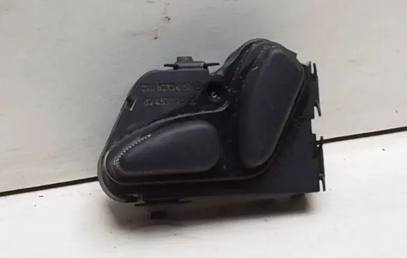 Mercedes-Benz E AMG W210 Seat control switch 2108213851