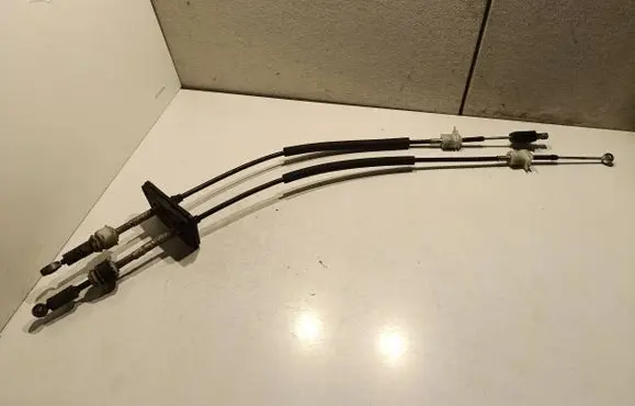 Gear shift cable linkage