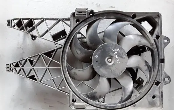 Opel Combo D Radiator cooling fan shroud 518207180