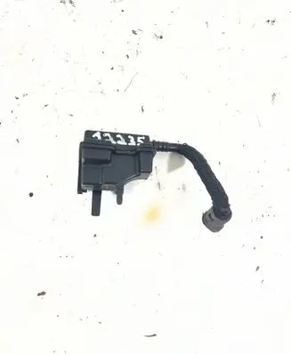 Citroen C4 II Picasso Vacuum air tank 9807593380