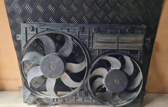 Volkswagen PASSAT CC Fan set 1K0121205AB 1K0121207BC
