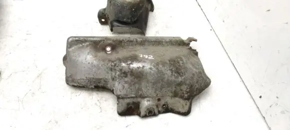 Alfa Romeo GT Heat shield in engine bay 