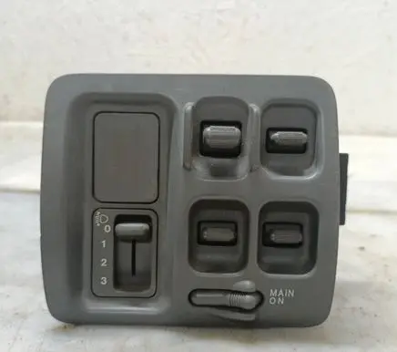 Honda CR-V Electric window control switch M17432