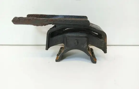 Lexus LS 430 Radiator mount bracket 1650550090
