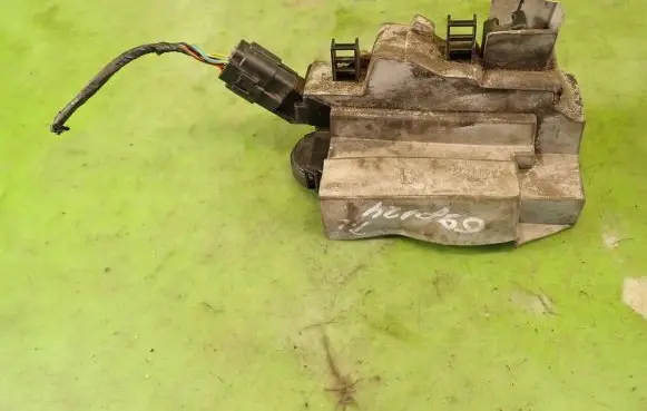 Fiat Croma Rear door lock 51780207