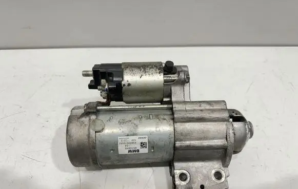 BMW 3 F30 F35 F31 Starter motor 8570846