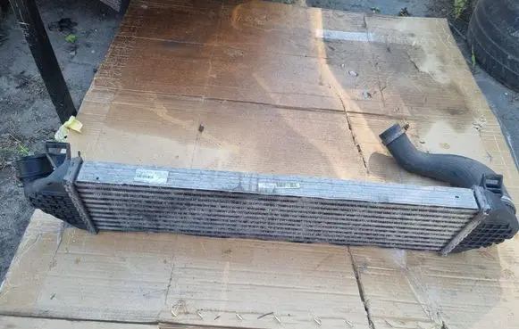 Ford Focus Intercooler radiator 8V61-9L440-AC