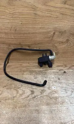 Volvo V70 Turbo solenoid valve 30637251