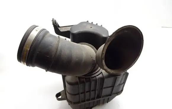 Air filter box