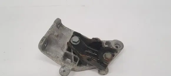 Renault Zoe Gearbox mounting bracket 