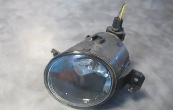Nissan Note (E12) Front fog light 261501HA0A