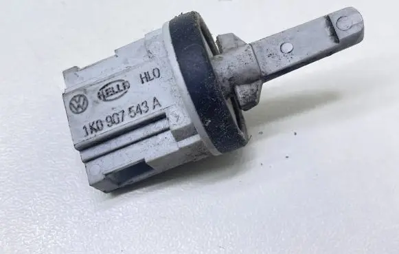 Volkswagen Touran I Interior temperature sensor 1K0907543A