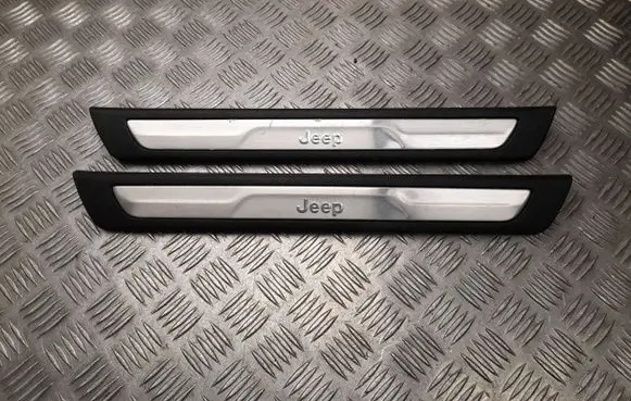 Jeep Grand Cherokee Other sill/pillar trim element 1NC81DX9AB