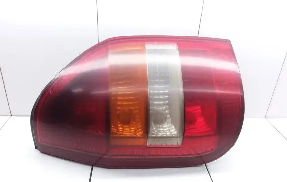 Opel Zafira A Rear/tail lights 62280 E9020100