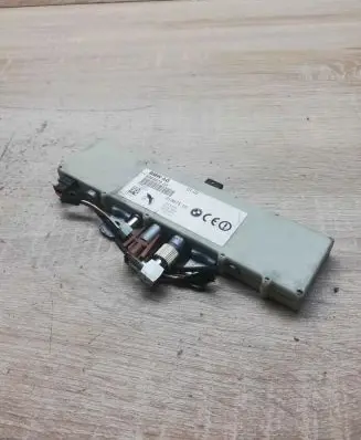 BMW 5 E39 Antenna control unit 836887805 21367510