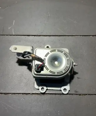Mazda 6 Alarm system siren gs1d67sb0