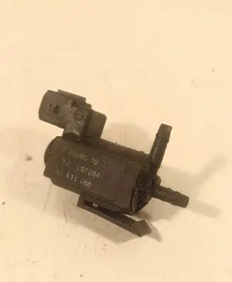Volvo XC90 Turbo solenoid valve 30611668 05T284 72224010