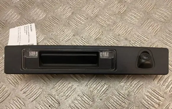 Volvo XC90 Tailgate handle with camera 31675543