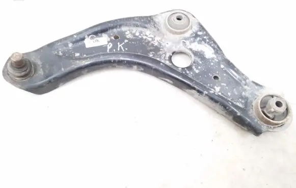 Nissan Qashqai Front lower control arm/wishbone
