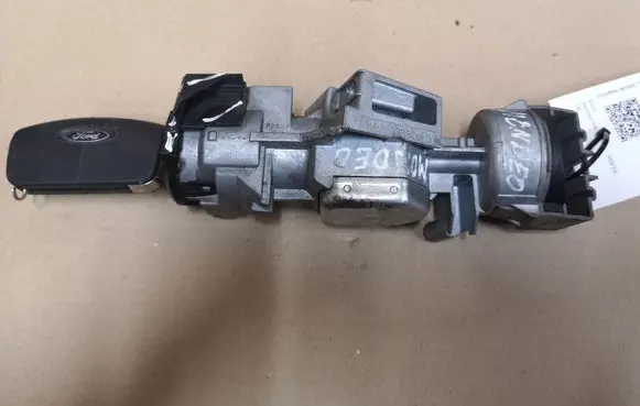 Ford Mondeo MK IV Ignition lock 3M513F880A