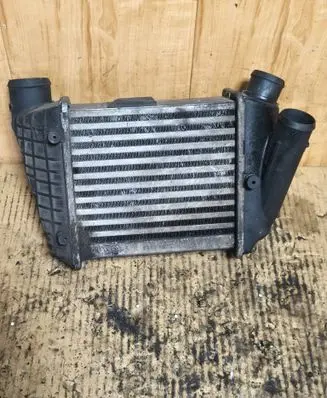 Volkswagen Golf IV Intercooler radiator 8E0145806C PA46GF40