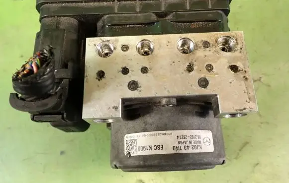 Mazda CX-5 ABS Pump KJ02437A0