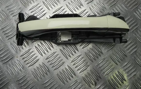 Mercedes-Benz E W211 Front door exterior handle 851 T2362