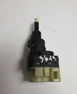 Volkswagen PASSAT B5.5 Brake pedal sensor switch 1K2945511C