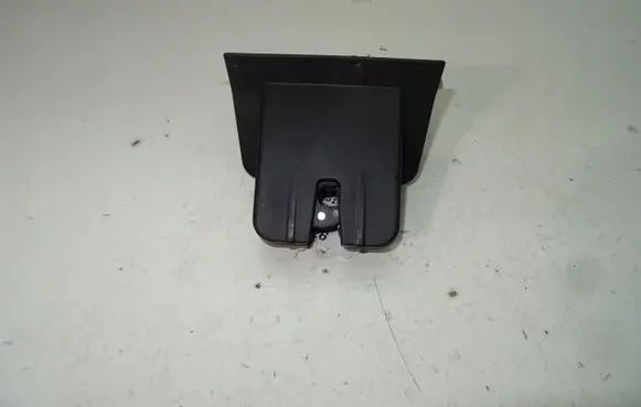 Audi A3 S3 8V Tailgate/trunk/boot lock/catch/latch 8R0827505
