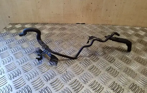 Volkswagen PASSAT B8 Engine coolant pipe/hose 04L121030 04L121070AB