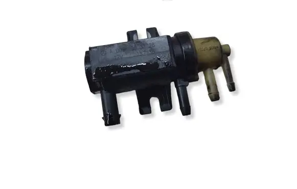 Mercedes-Benz E C207 W207 Turbo solenoid valve A0091533128