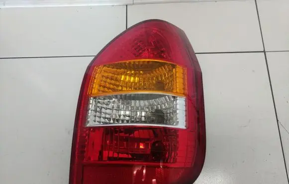 Opel Zafira A Rear/tail lights