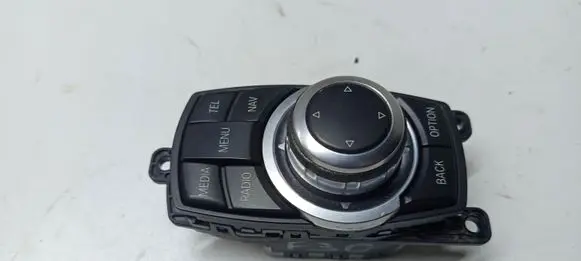 BMW 3 F30 F35 F31 Head unit multimedia control 19226310 9267955 1029733