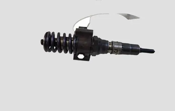 Volkswagen Touran I Fuel injector 03G130073G 0414720404