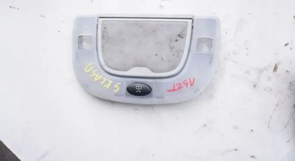 Mercedes-Benz S W220 Rear seat light