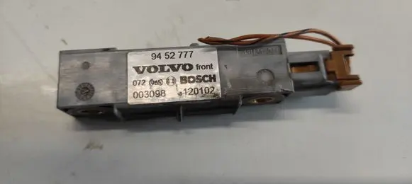 Volvo V70 Airbag deployment crash/impact sensor 9452777 003098 120102
