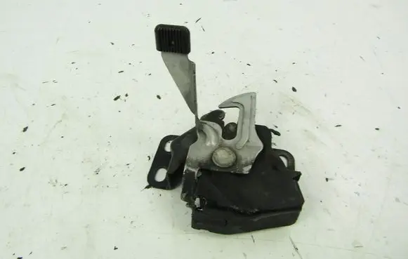 Honda Civic Engine bonnet/hood lock/catch 