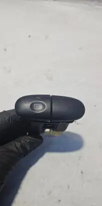 Ford Focus Windscreen/window heater switch 97BG18C621AC