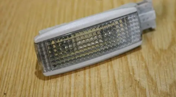 Volkswagen Touran I Other interior light 3B0947113