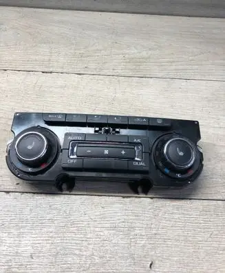 Skoda Superb B6 (3T) Climate control unit 3T0907044CE 5HB00974995