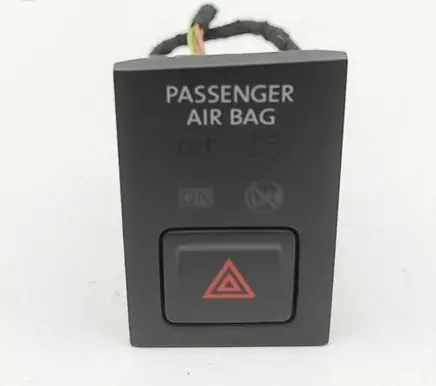 Volkswagen Golf VII Hazard light switch 5G2919225A