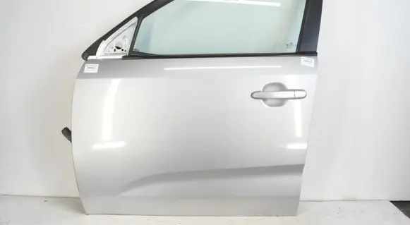 KIA Sorento Front door 
