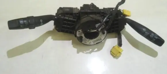Honda HR-V Wiper turn signal indicator stalk/switch m18620