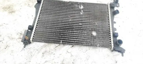 Opel Corsa D Coolant radiator 55701408 500961104