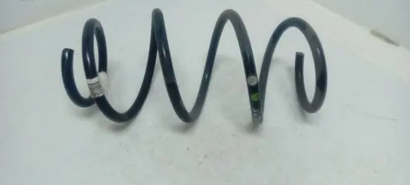 Volkswagen Golf VII Front coil spring