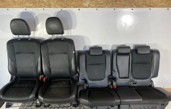 Seat set