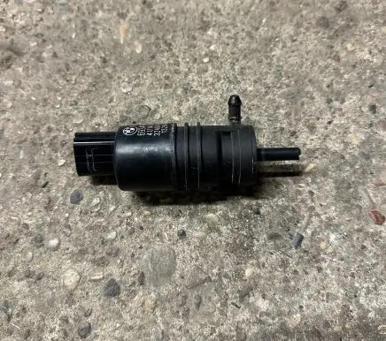 BMW 7 F01 F02 F03 F04 Windscreen/windshield washer pump 6934160